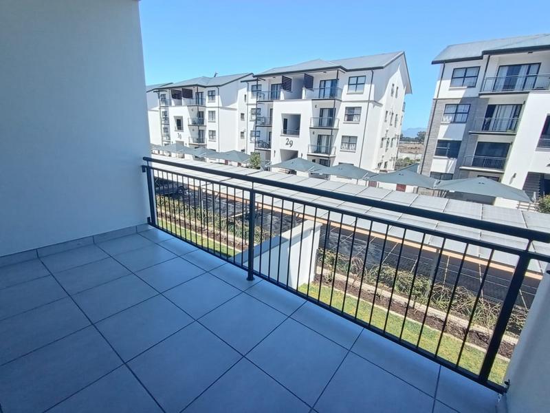 To Let 2 Bedroom Property for Rent in Zevenzicht Western Cape